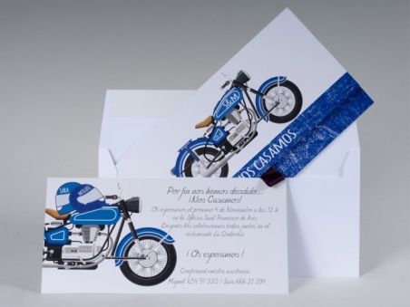 invitacion de boda original novios en la moto