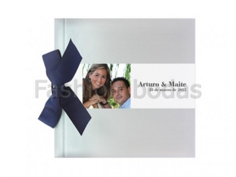 Libro de firmas - PLATA CON LAZO AZUL MARINO