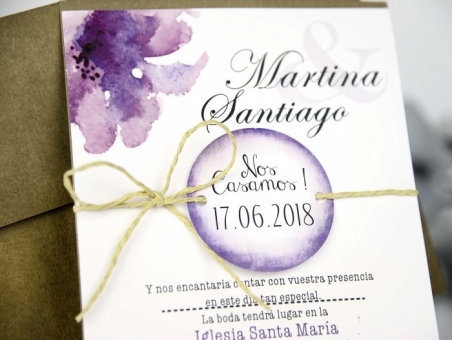 Invitación de boda acuarela flores moradas 32635