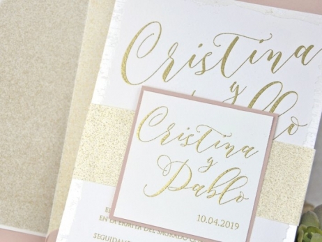 Invitación de boda - LETRAS DORADAS sin forro en sobre   (34239 F)