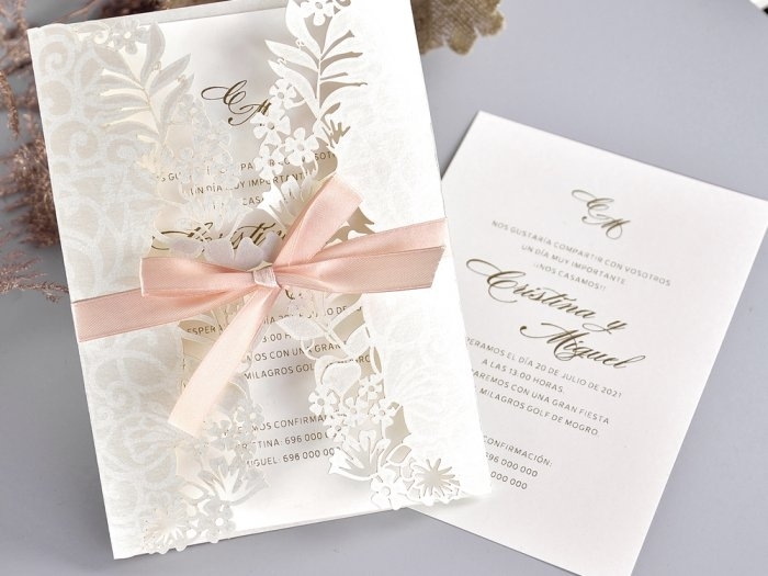 Invitación de boda elegante sencilla CORTE LASER con flores Montaje No Color Gris Tarjetas cuenta Impresión Digital (+40 €)