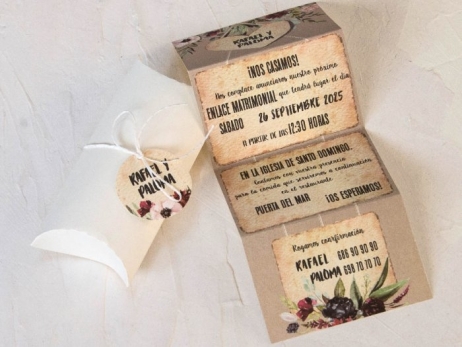 Invitación de boda - CAJA CON FLORES   (39800 C)