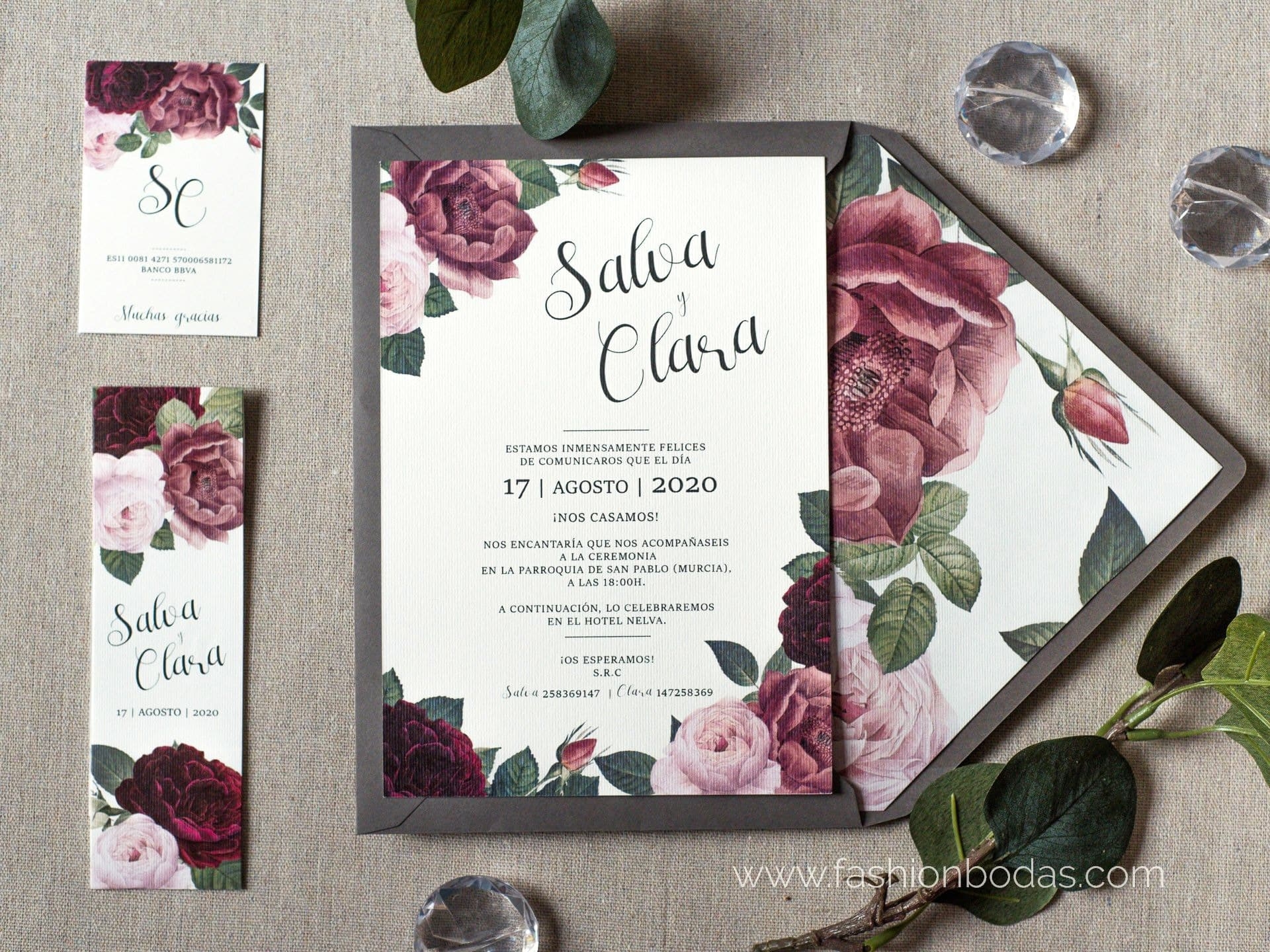 Invitación boda Flores Burgundy con sobre Color Granate Sobre forrado Sobre sin forro (incluido en el Tarjetas nº cuenta No Impresión Digital (+40€)