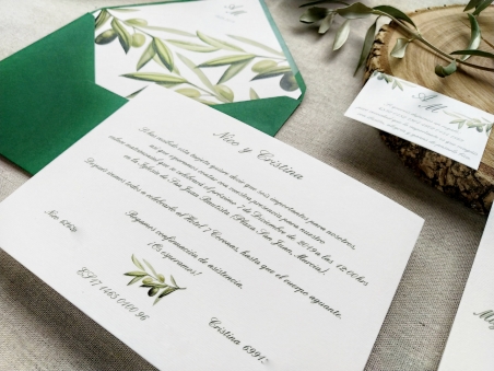 Invitaciones de boda clásicas tradicionales con rama de olivo