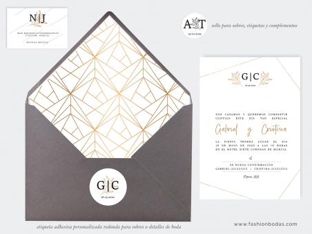 Invitaciones de boda sencillas con motivos geométricos, logo y letras doradas