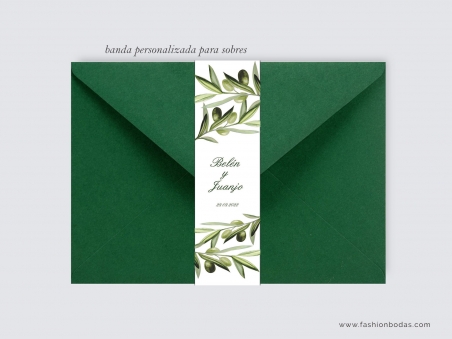 decoración para sobre de invitaciones de boda decorada con ramas de olivo, personalizada con nombres